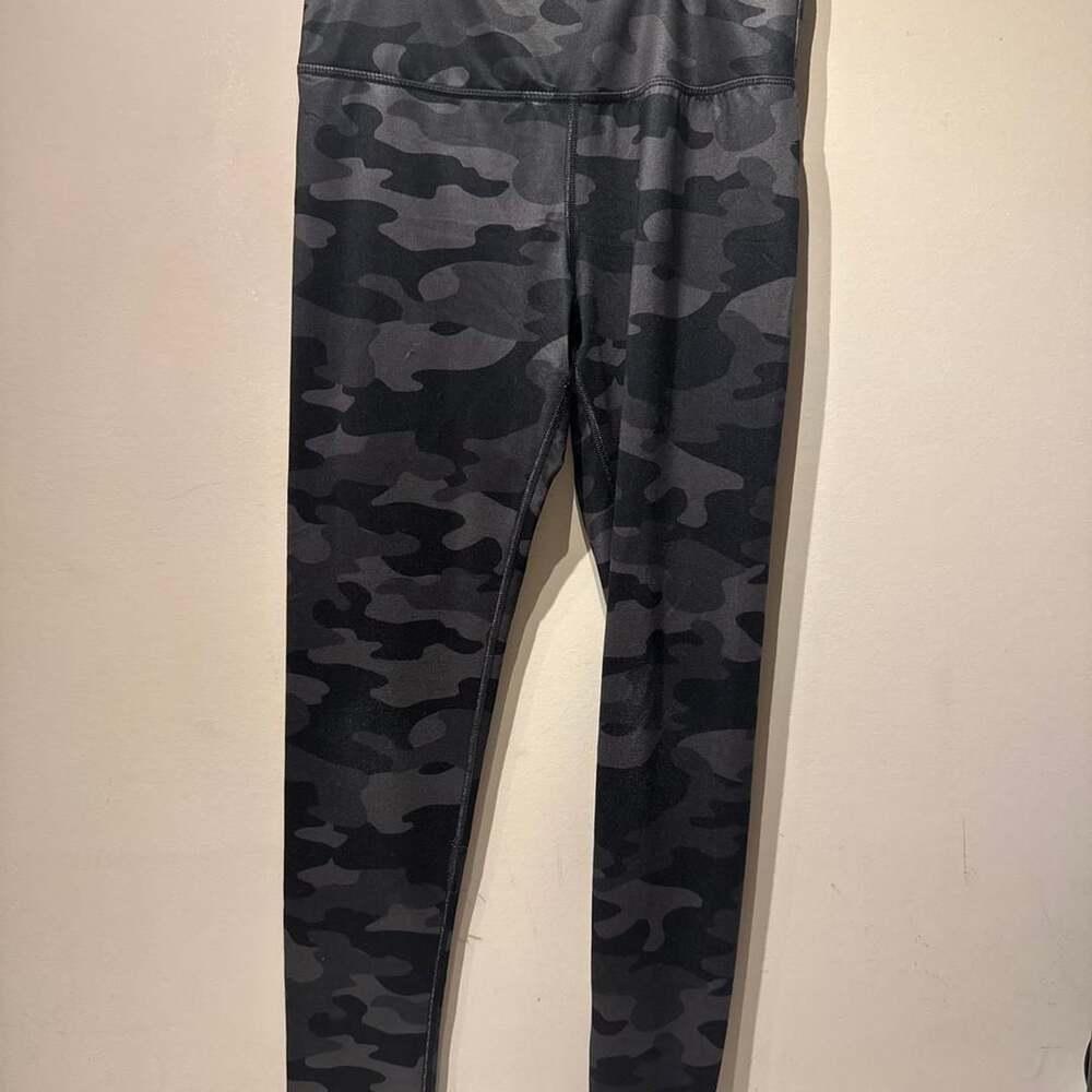 SO Camo High-Waisted Active Yoga Leggings